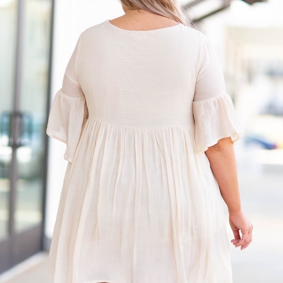 Chic Soul- What You Seek Dress- Natural in 1X - Picture 4 of 5